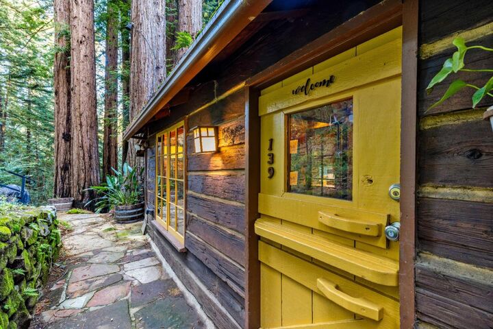 Property Photo: 139 Redland Road CA 94062
