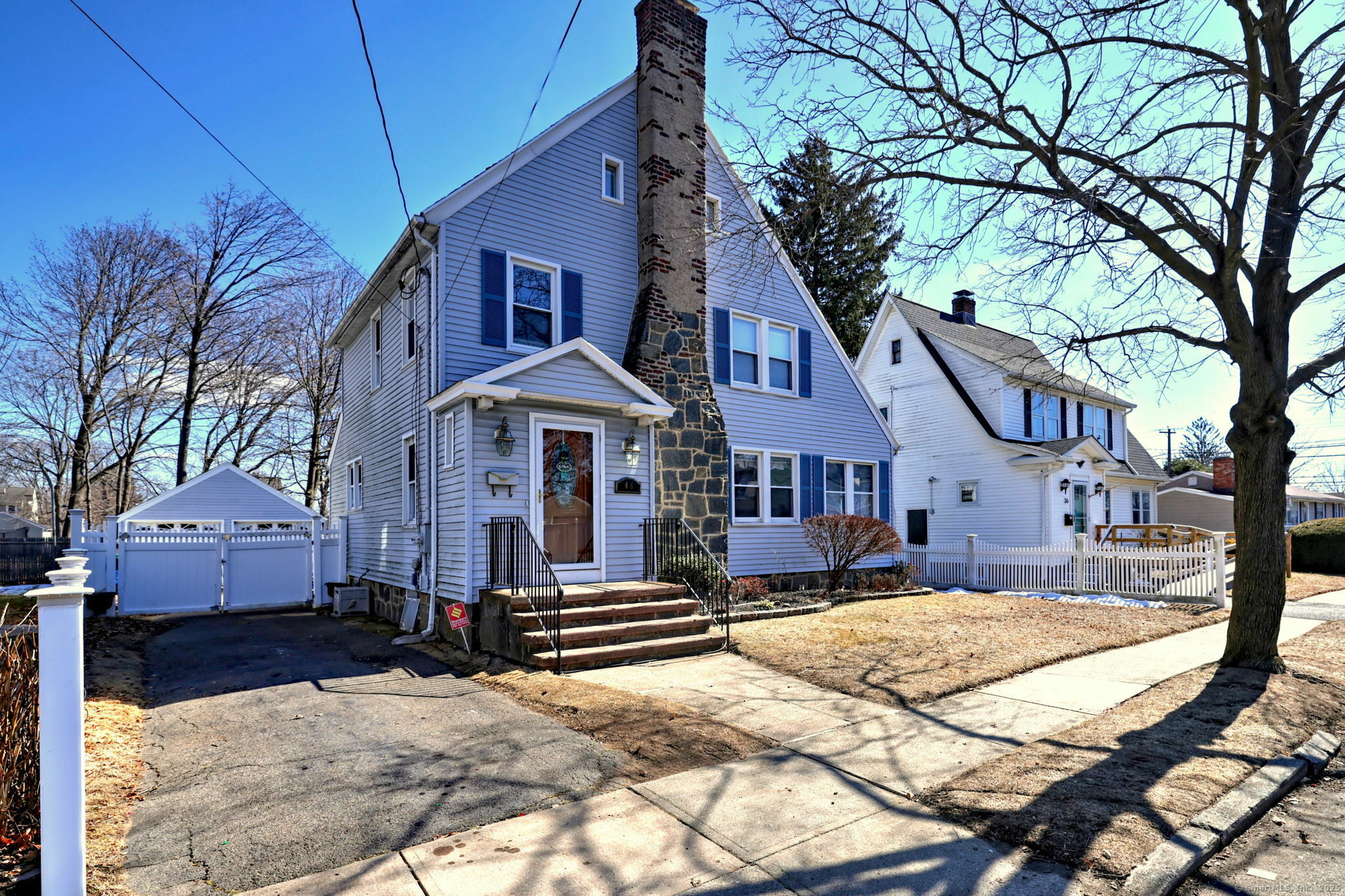 46 Holmes Street  Stratford CT 06615 photo