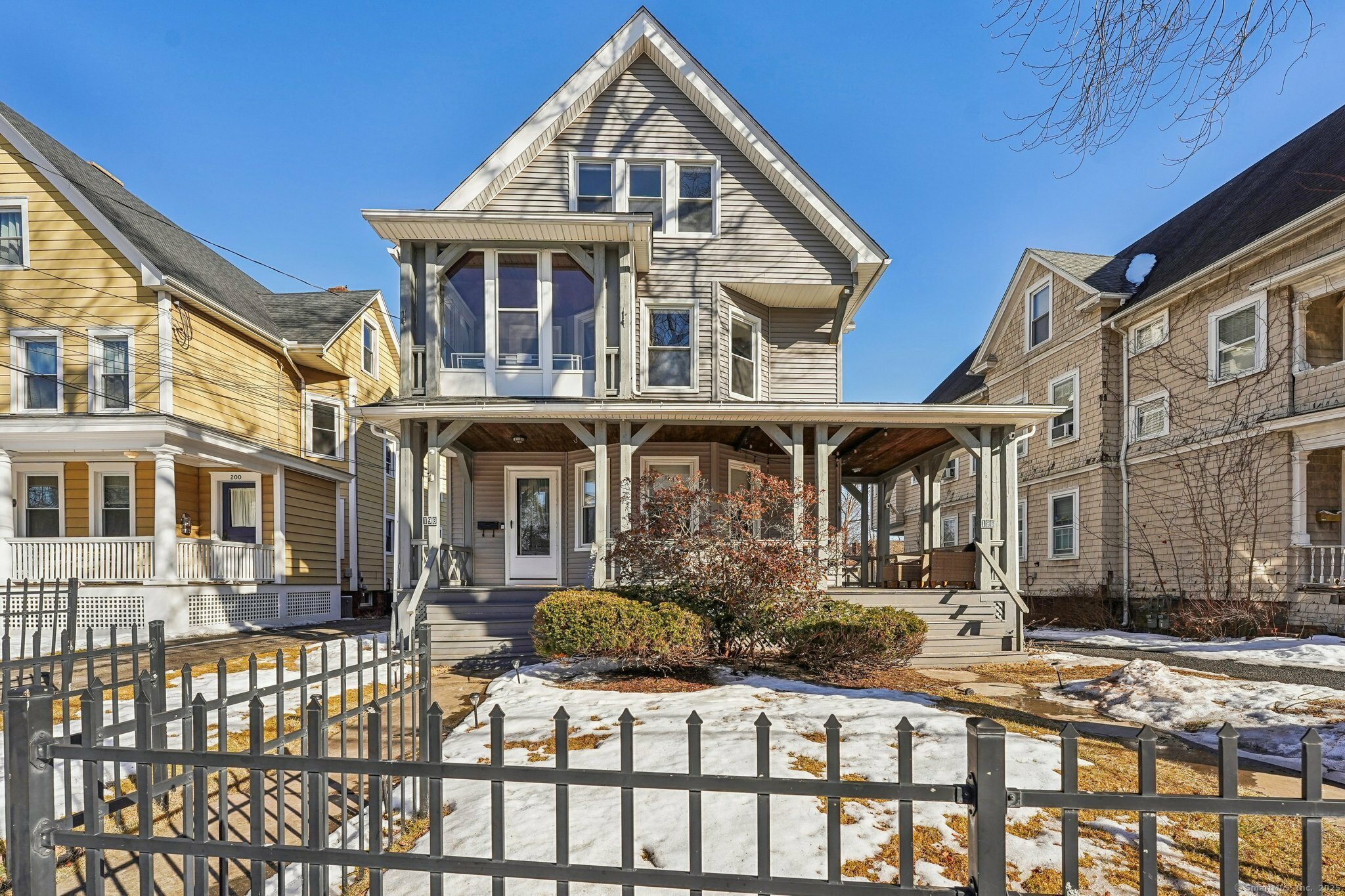 Property Photo: 198 Oxford Street CT 06105