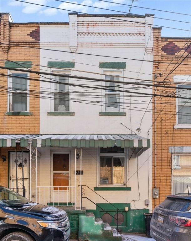 Property Photo: 9 Edith Pl PA 15213