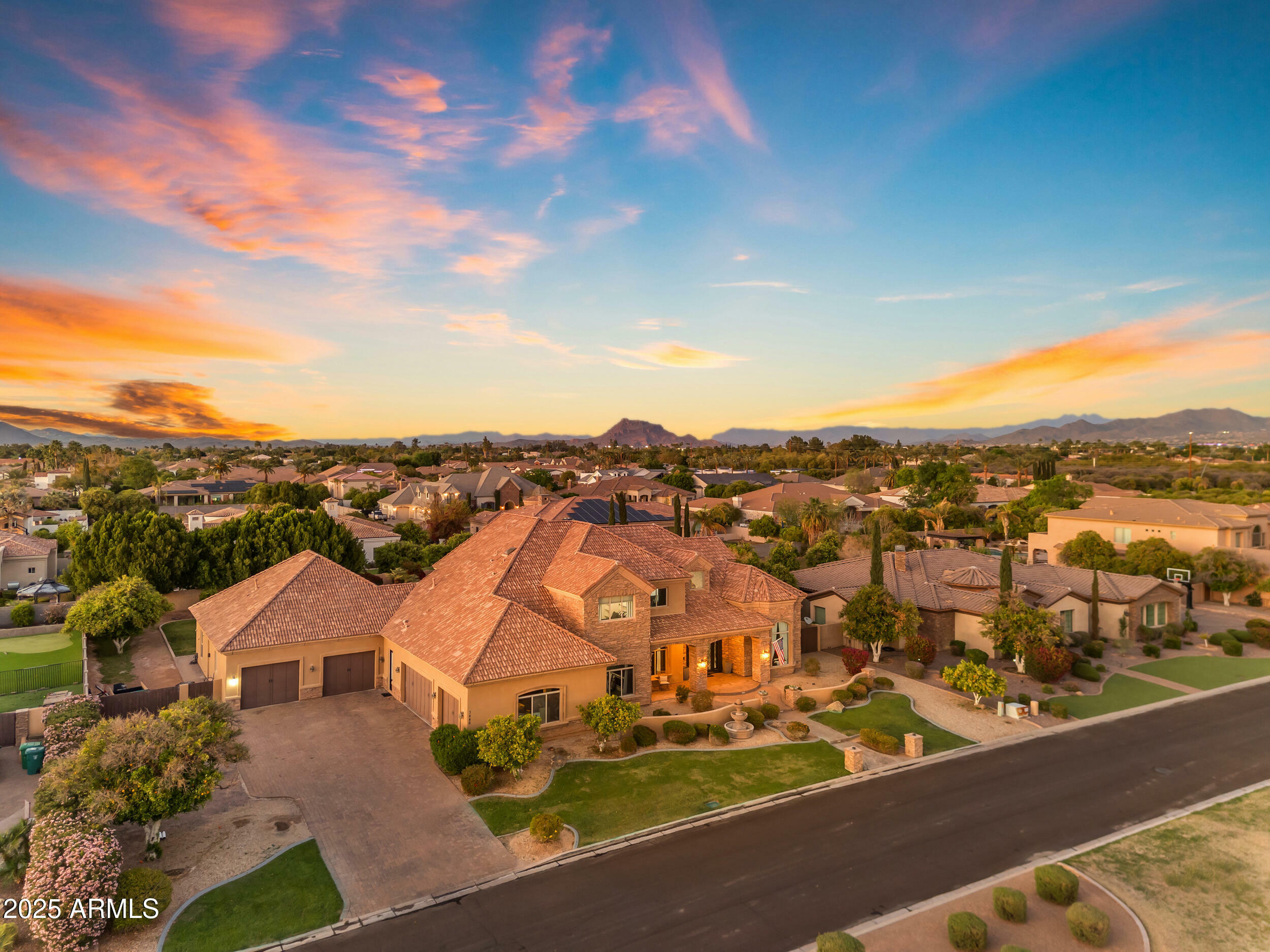 Property Photo: 3446 E Knoll Street AZ 85213