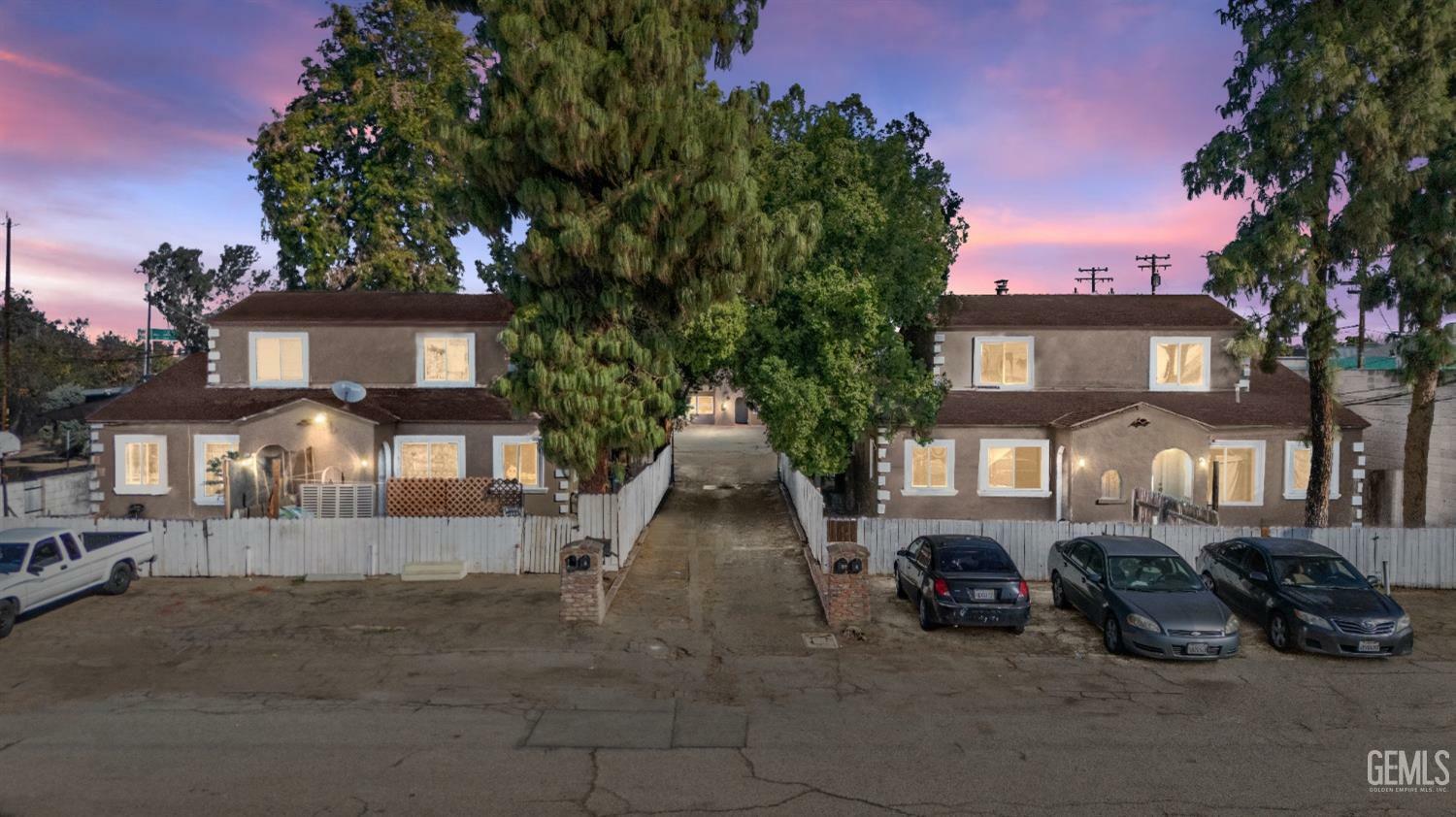 Property Photo: 3212 Chester Lane CA 93304