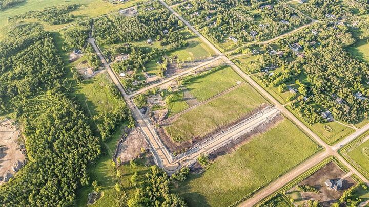 Property Photo: 34 Harmony Drive MB R5G 2L5