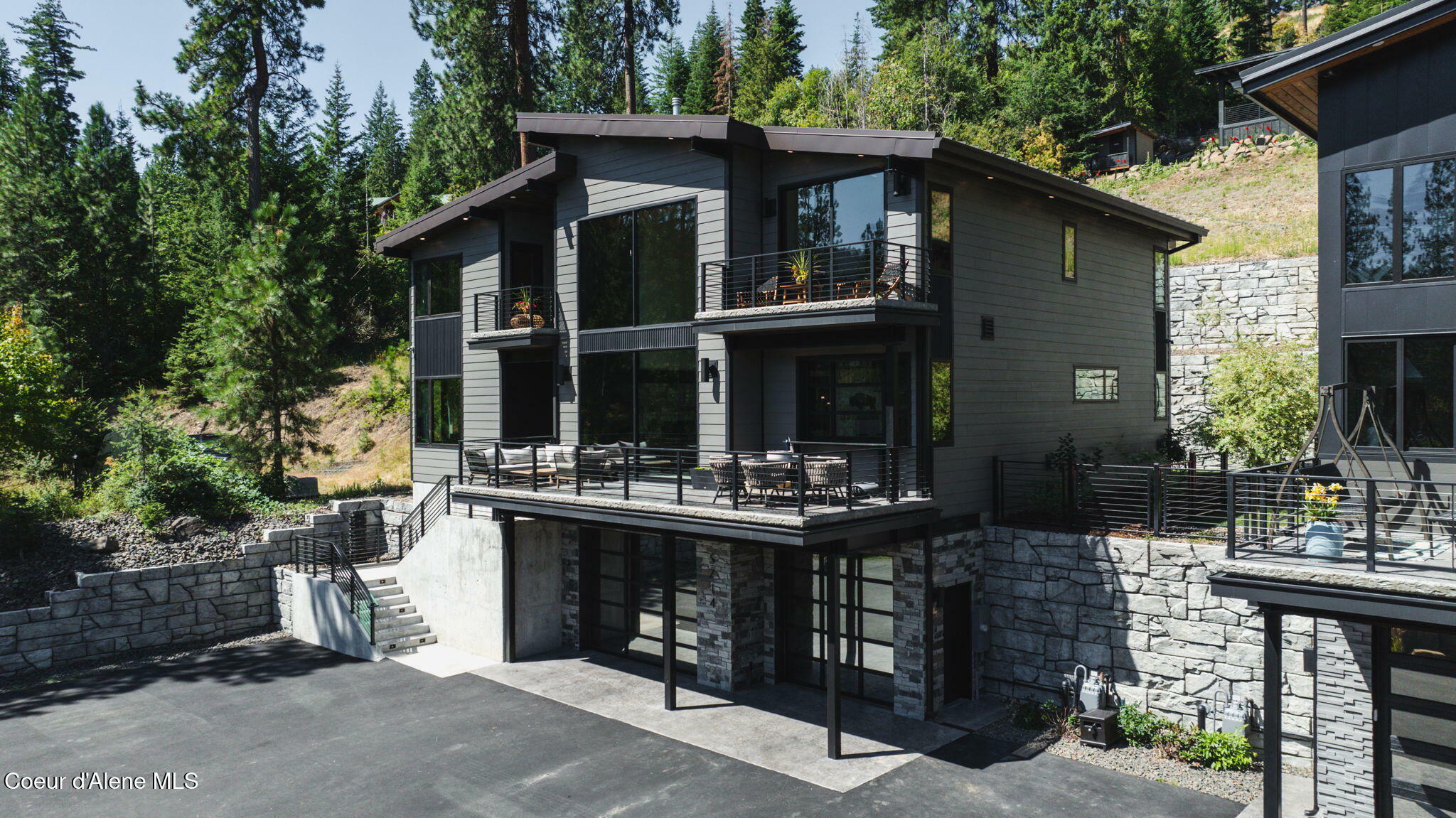 Property Photo: 5714 E Hayden Lake Rd ID 83835