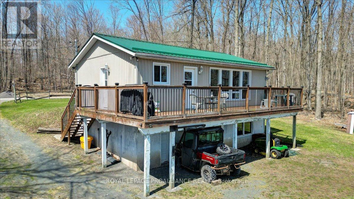 Property Photo: 1081 Cook Road ON K0K 2M0