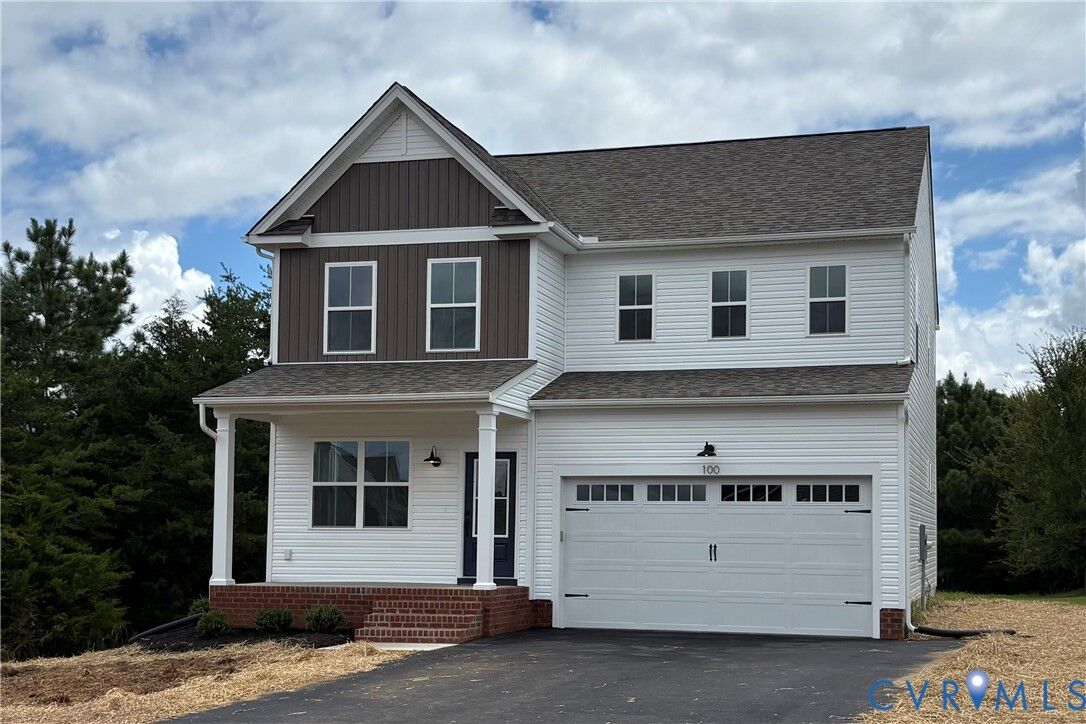 Property Photo:  100 Pine Ridge Lane  VA 23901 