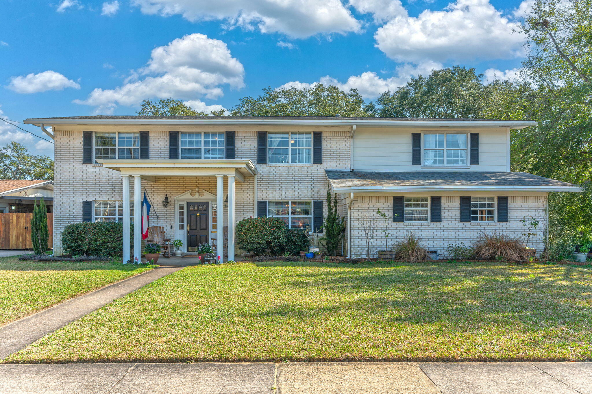 Property Photo: 277 NW Briarwood NW Circle FL 32548