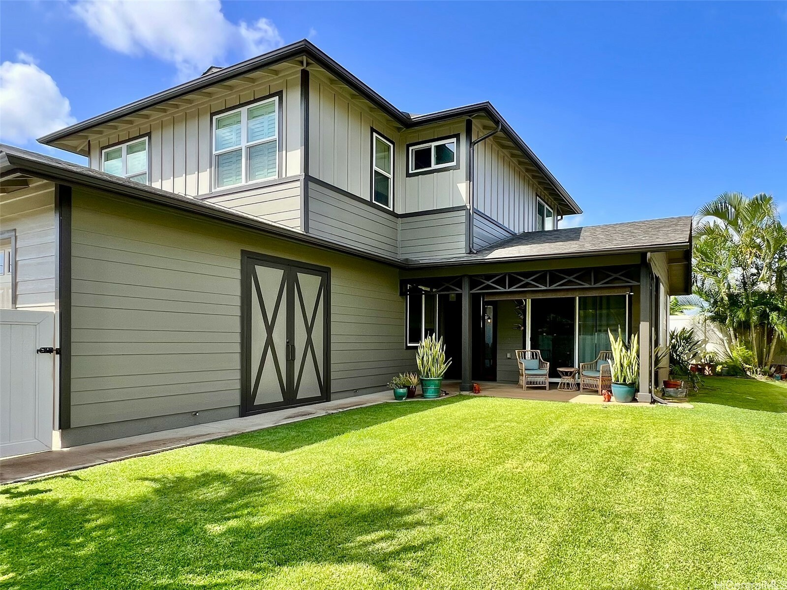 Property Photo:  91-1092 Olowa Street  HI 96706 