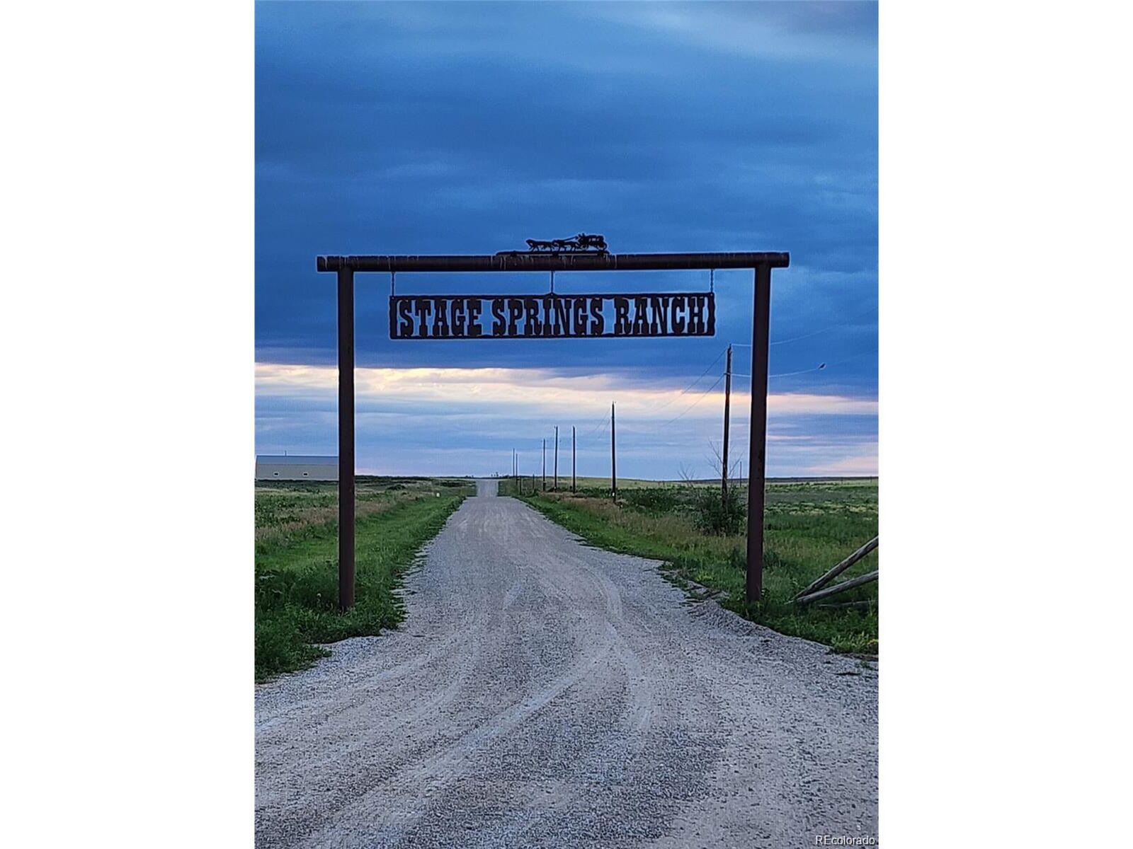 Property Photo:  59765 E Crestline Pl  CO 80136 