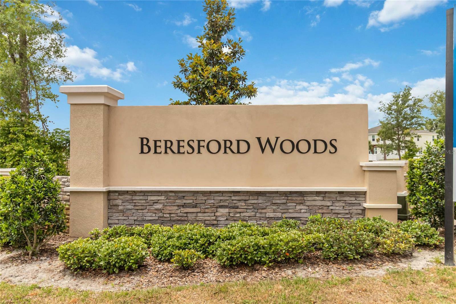 Property Photo: 1129 Blue Garden Drive FL 32720