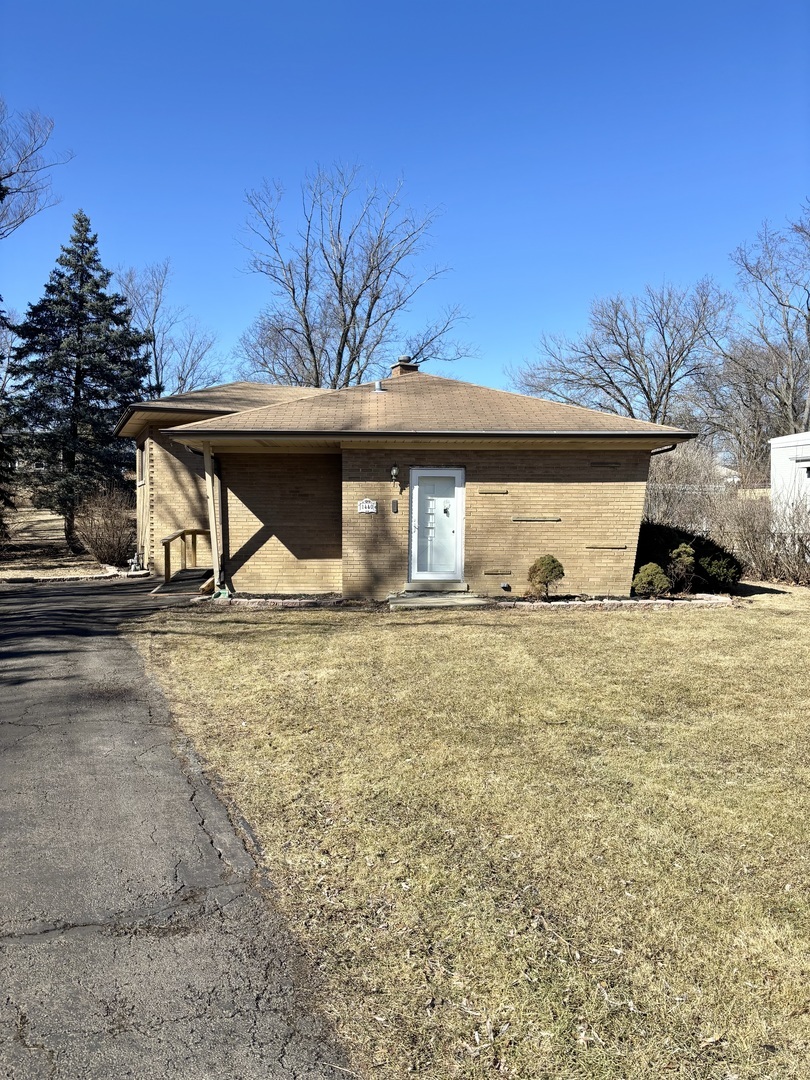 Property Photo:  1440 S Stewart Avenue  IL 60148 