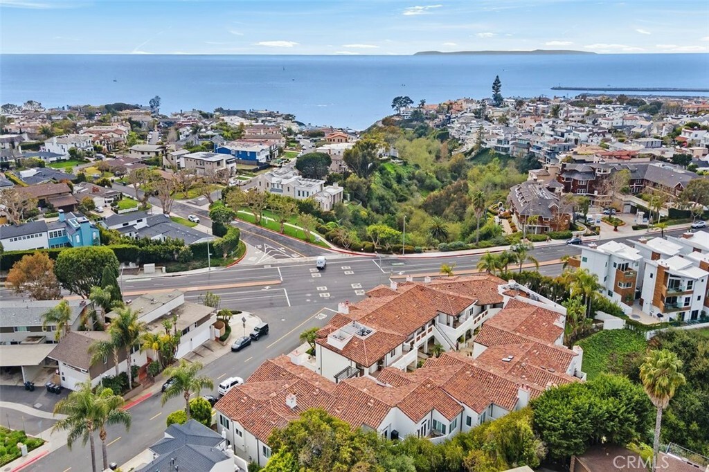 401 Seaward Road 2  Corona Del Mar CA 92625 photo