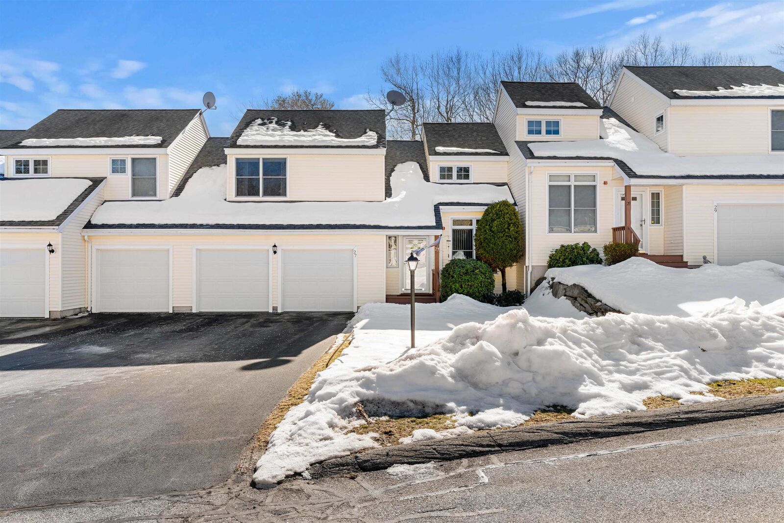 Property Photo: 27 Coles Way NH 03811