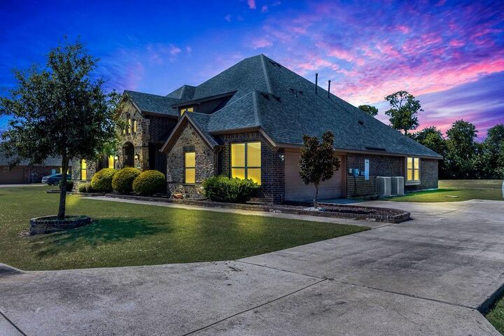 Photo de la propriété: 1111 Yukon Boulevard TX 75167