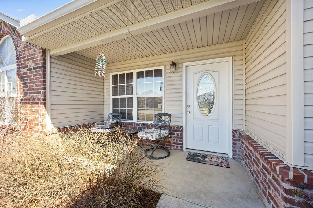 Property Photo:  1523 William Court  AR 72761 