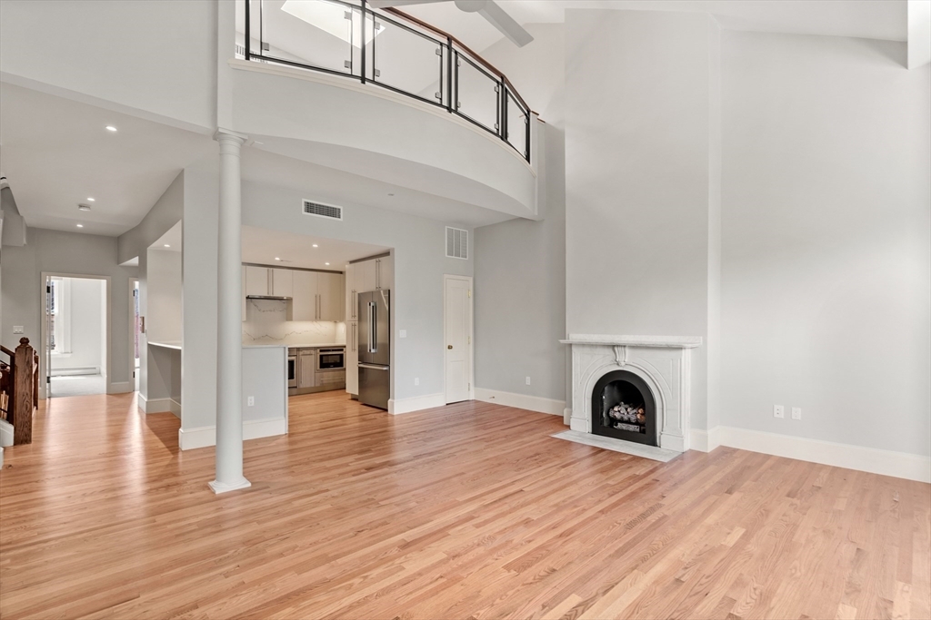 Property Photo: 214 Commonwealth Avenue 3 MA 02116