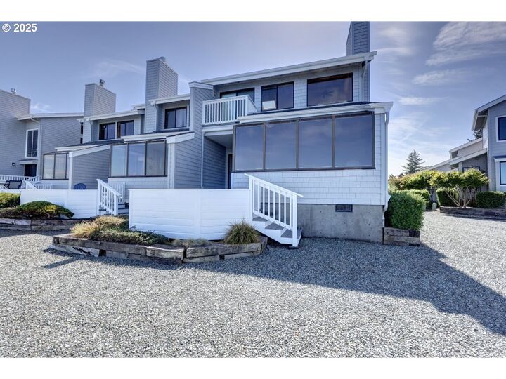 821 5th Ave  Hammond OR 97121 photo