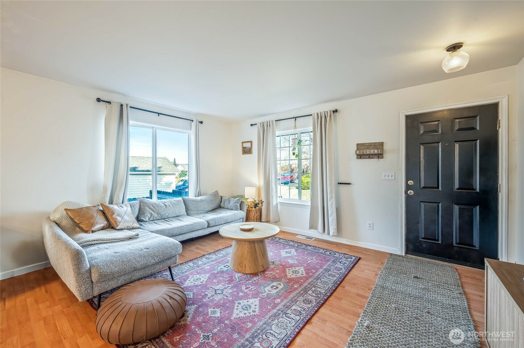 Property Photo: 778 Melbourne Court WA 98802