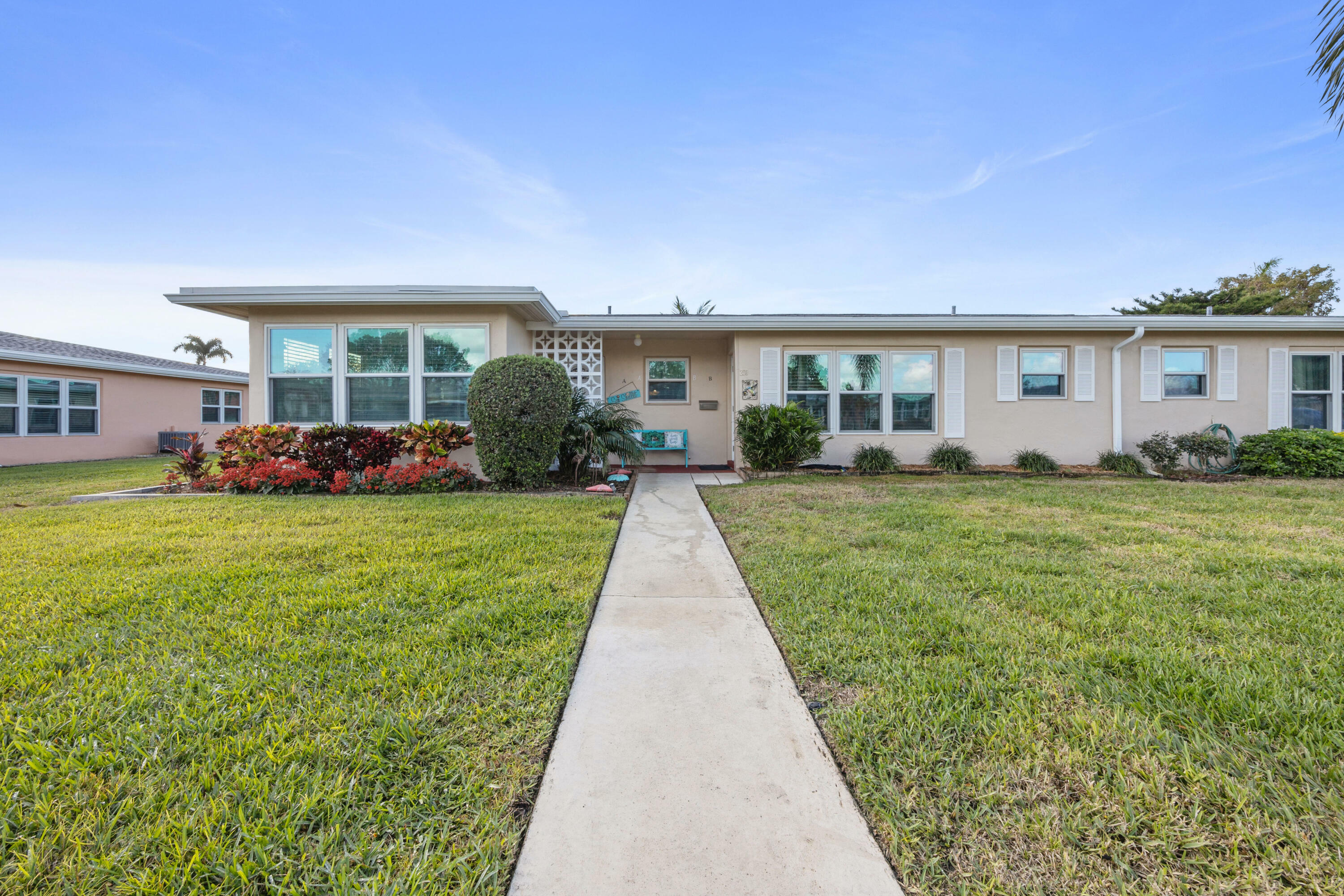 Property Photo:  280 High Point Boulevard B  FL 33435 