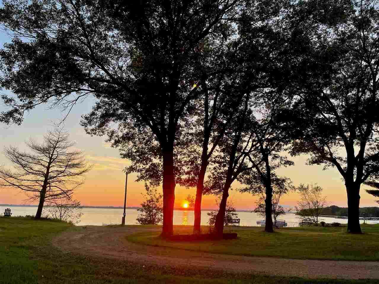 Property Photo: 1924 Goodin Road WI 53934
