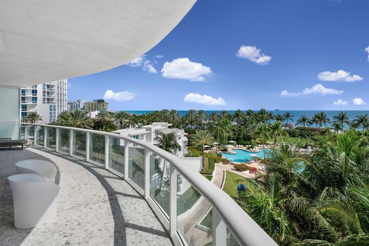 Property Photo:  100 S Pointe Dr 606  FL 33139 