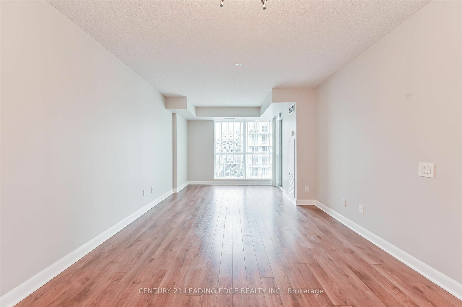 Property Photo:  525 Wilson Ave 653  ON M3H 1V1 