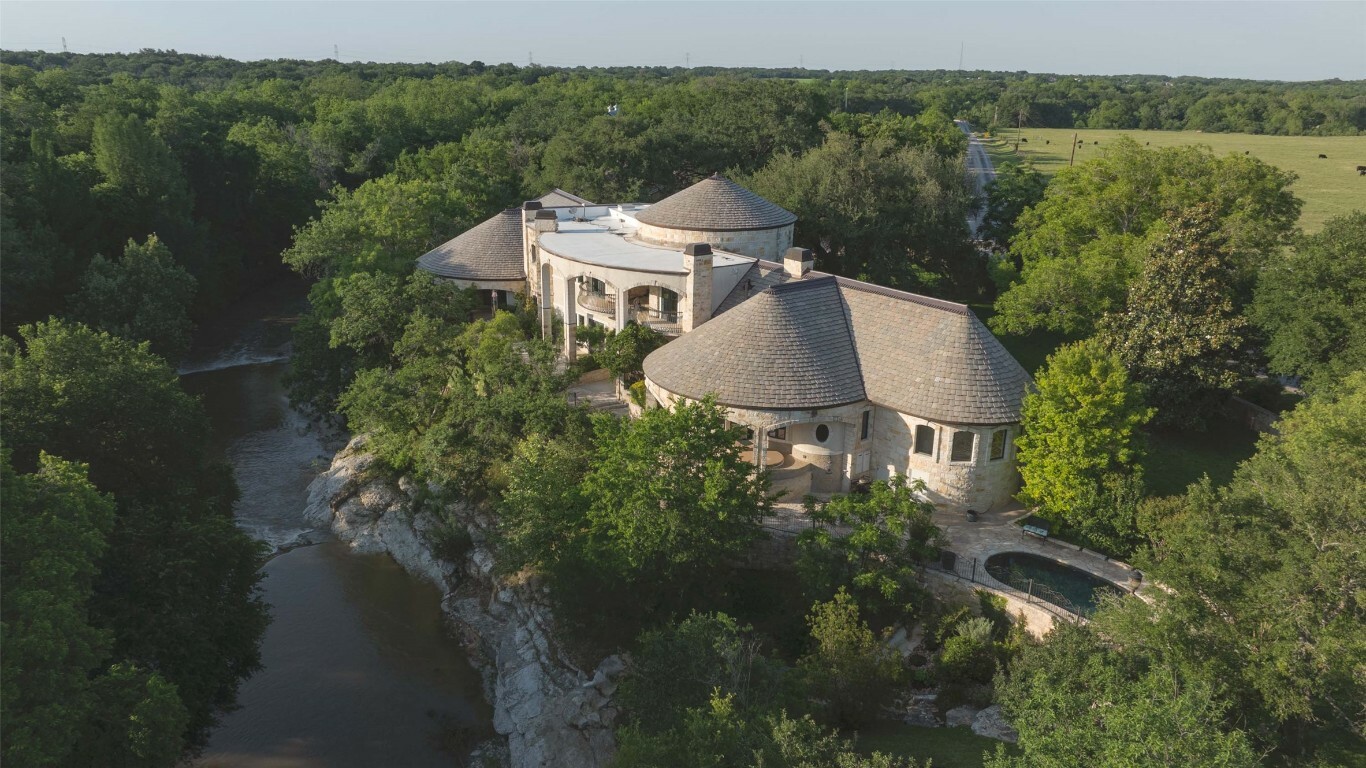 Property Photo: 8536 Armstrong Road TX 76513