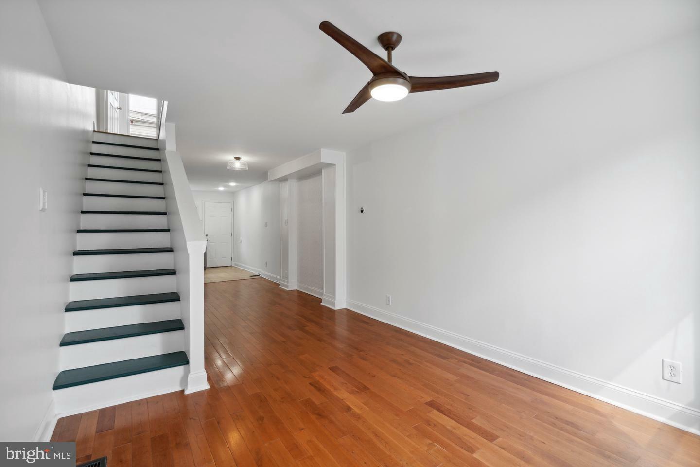 Property Photo: 1563 E Hewson Street PA 19125