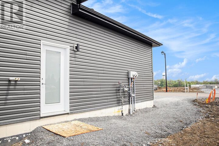 Property Photo: 63 Helen Street B ON K0A 1R0