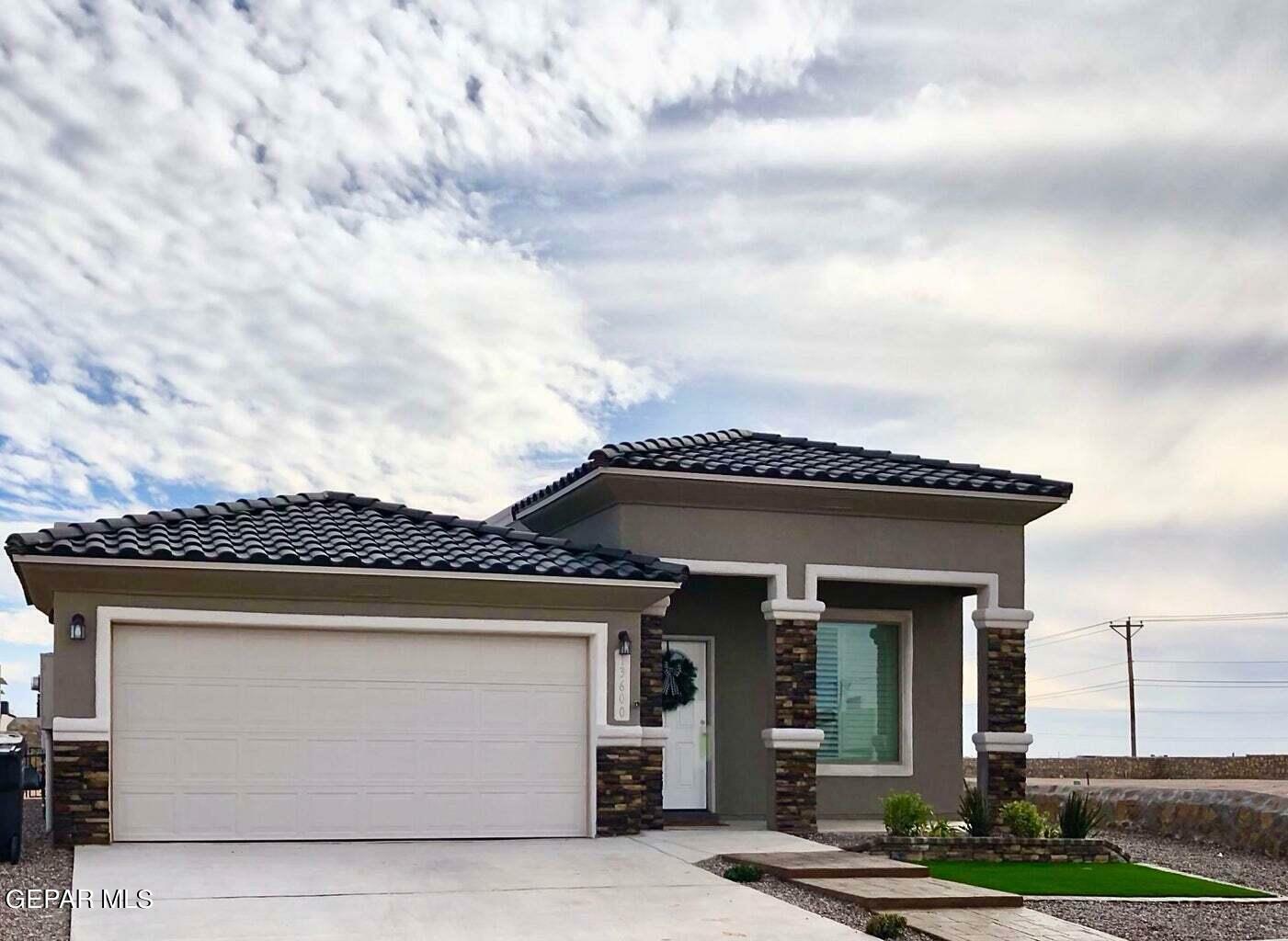 13816 Margaret Ponce Avenue  Horizon City TX 79928 photo