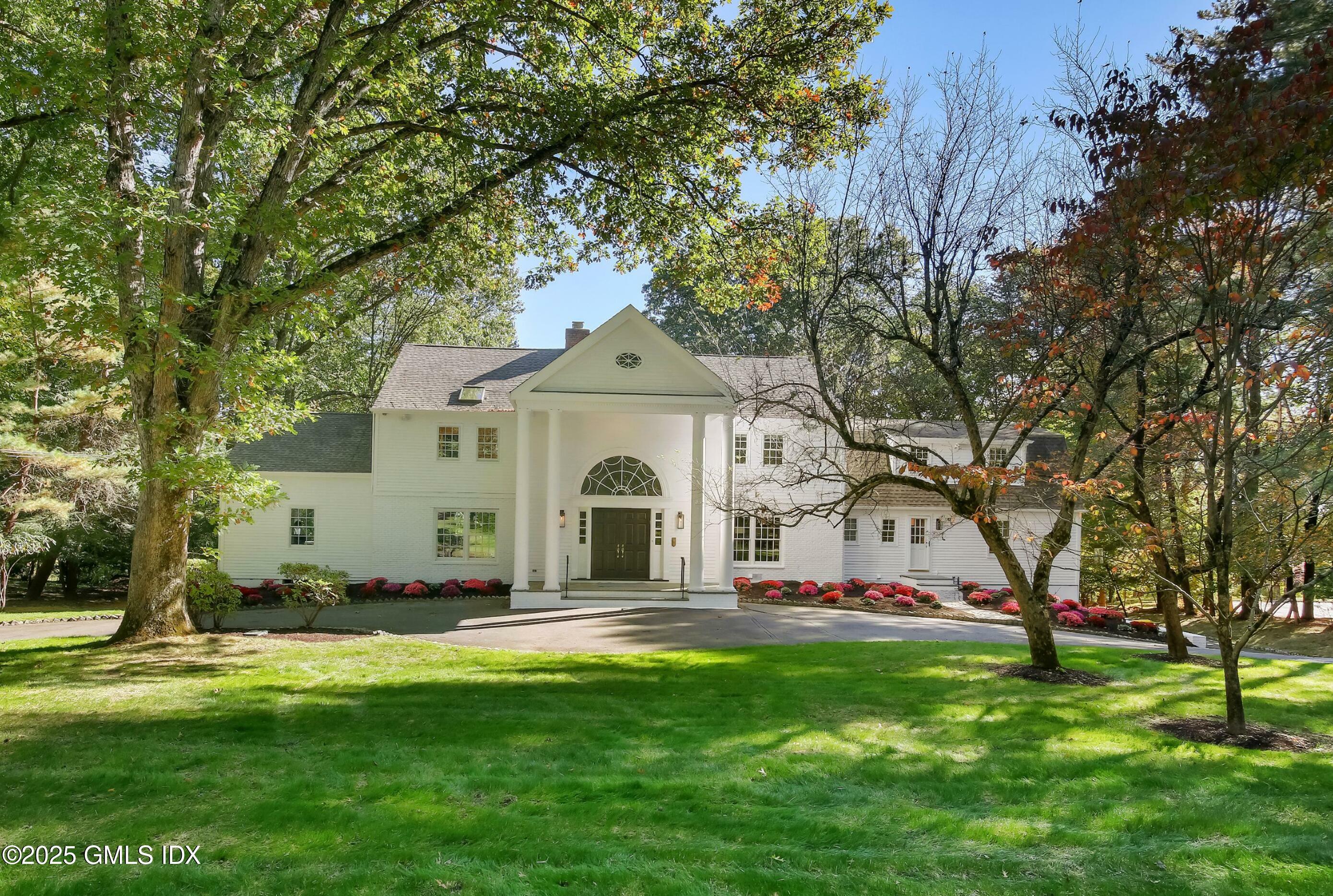 8 Tinker Lane  Greenwich CT 06830 photo
