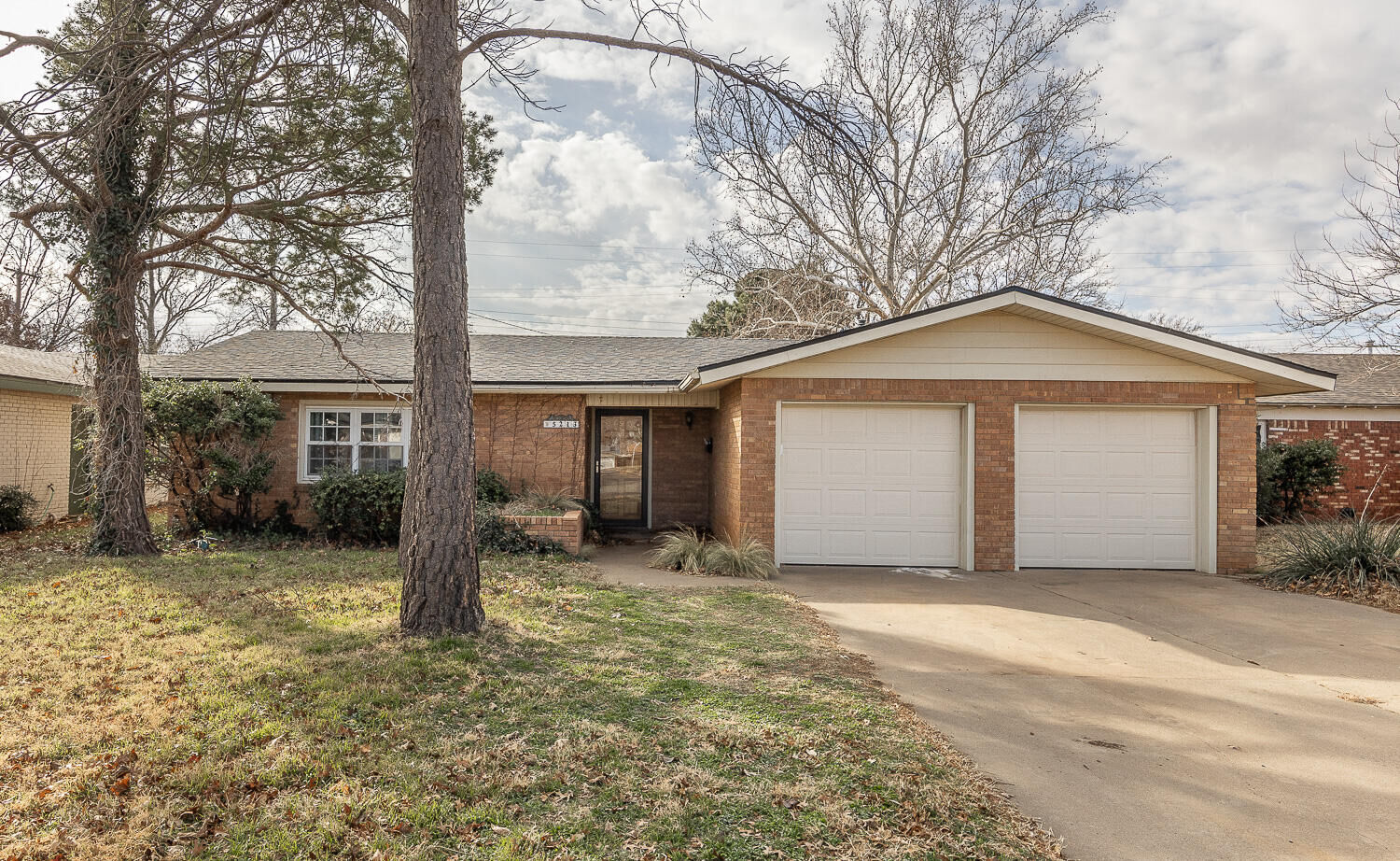 Property Photo:  5213 16th Street  TX 79416 