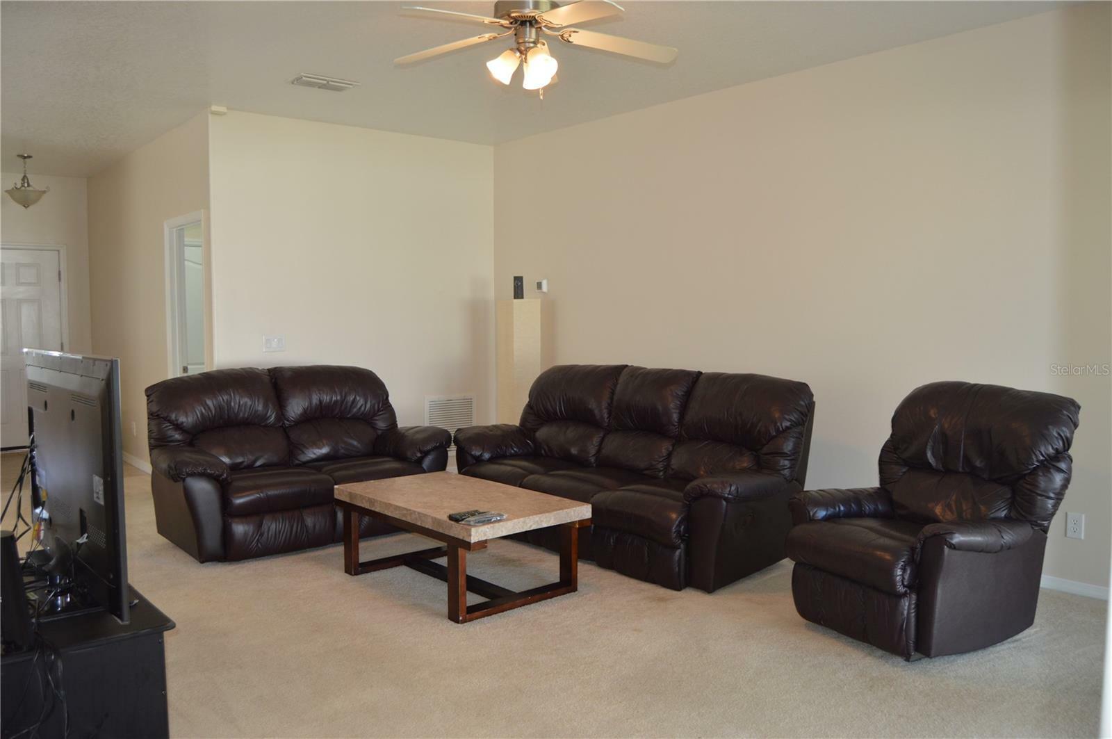 Property Photo:  2657 Youngford Street  FL 32824 