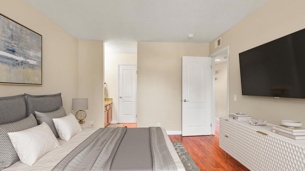 Property Photo: 502 Calle Montecito 16 CA 92057