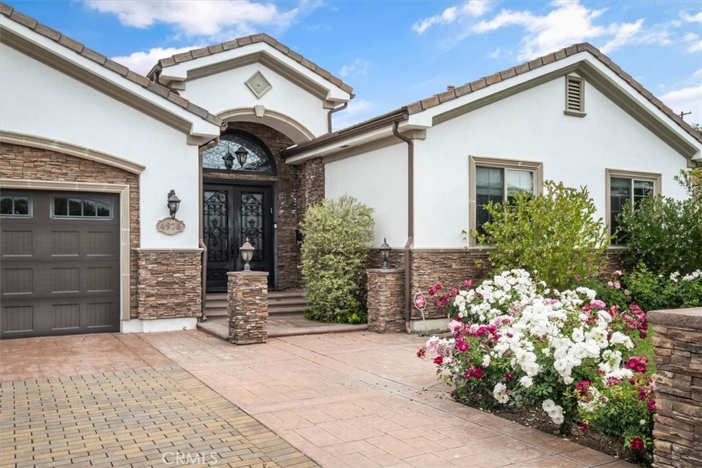 Property Photo:  4976 Odessa Avenue  CA 91436 