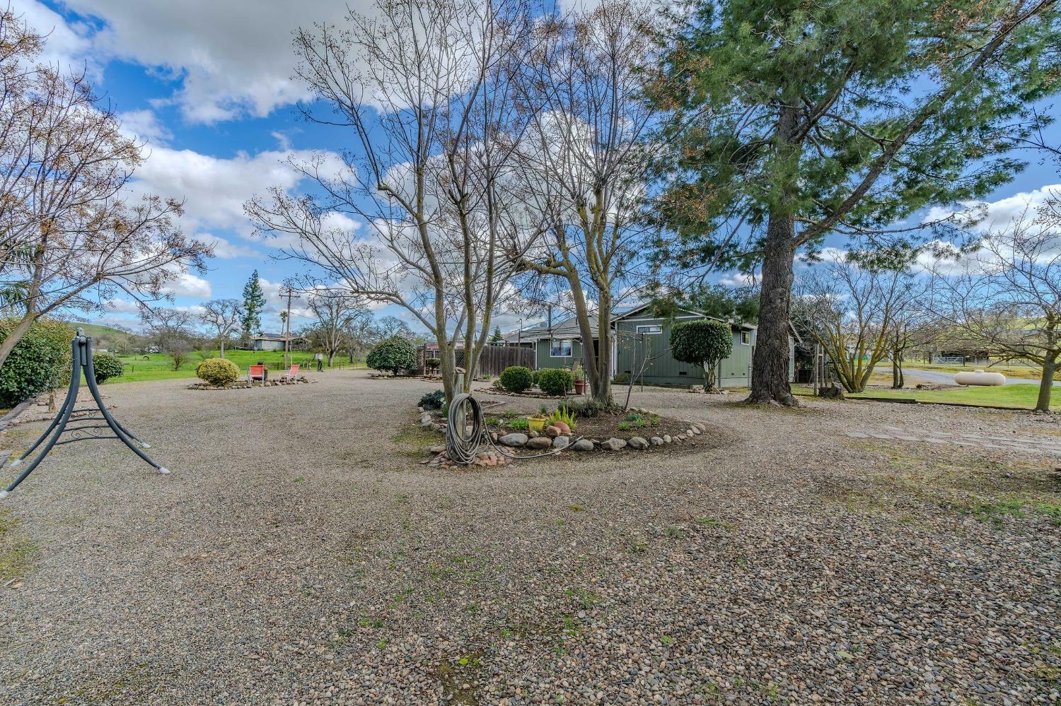 Property Photo: 10516 Thompson Way CA 95252
