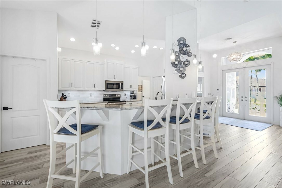 Property Photo:  2345 SW 28th Terrace  FL 33914 