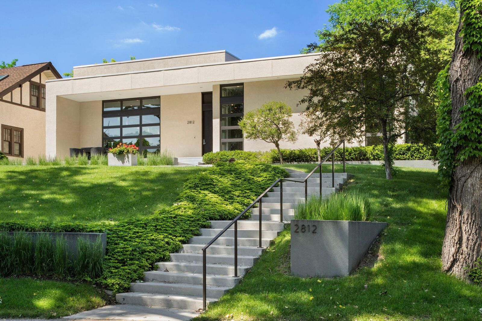 Property Photo:  2812 Dean Parkway  MN 55416 