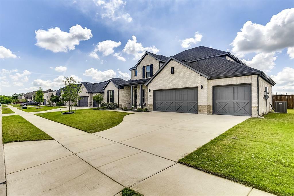 Property Photo: 235 Half Moon Drive TX 75165