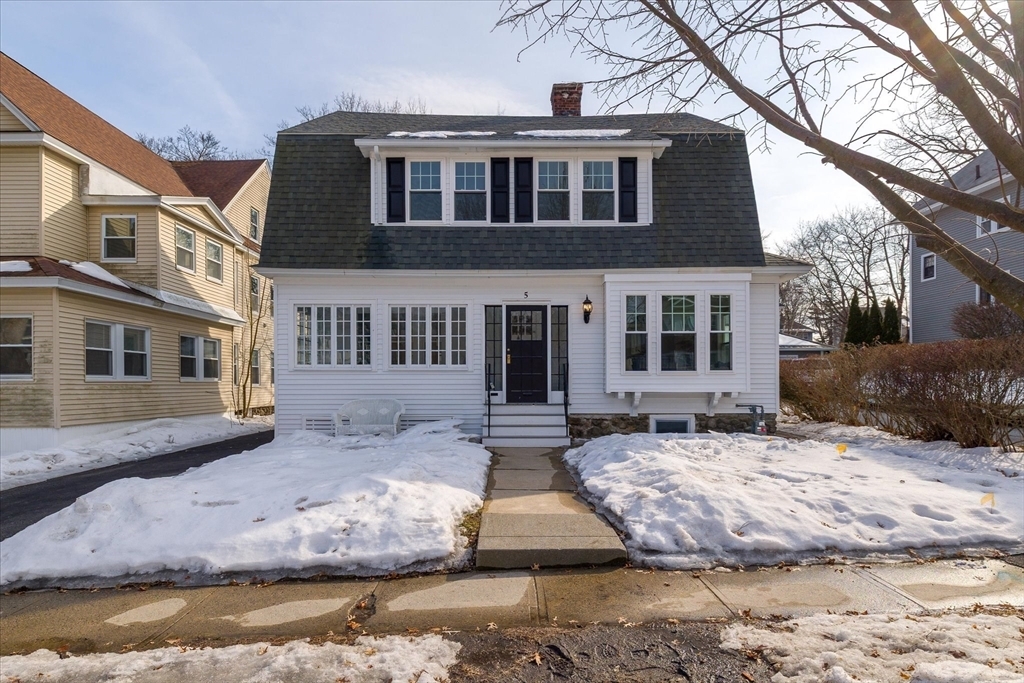 Property Photo: 5 Clearview Ave MA 01605