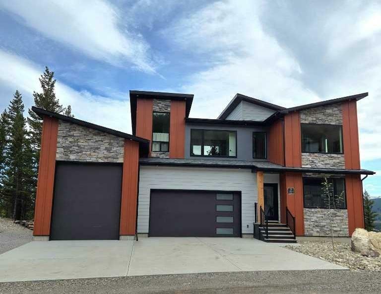 Property Photo: 39 Kananaskis Way AB T0K 0M0