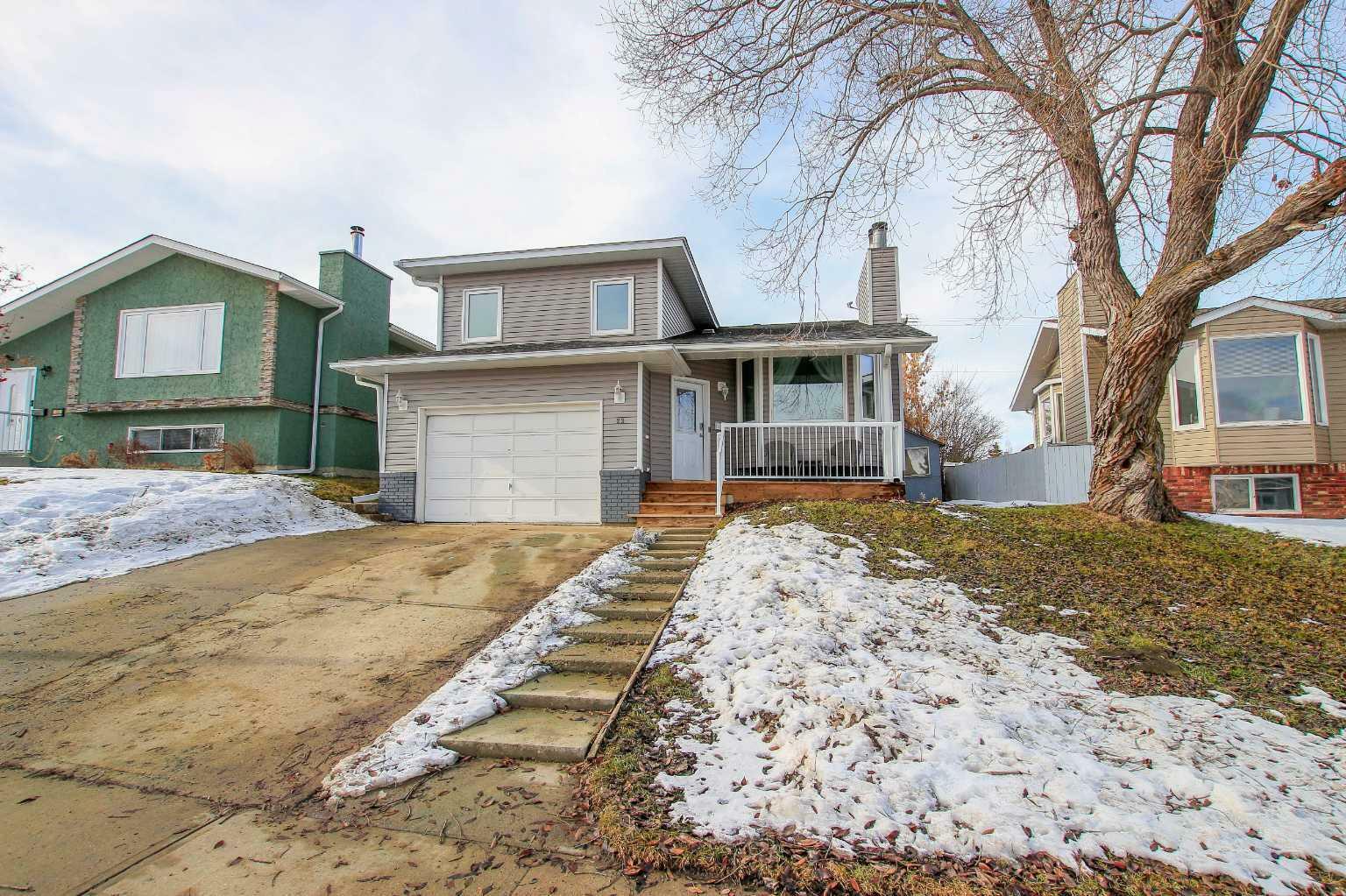 23 Bruns Crescent  Lacombe AB T4L 1P1 photo