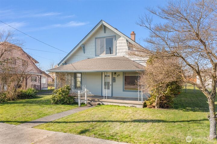 Property Photo: 44 SW 10th Street WA 98532