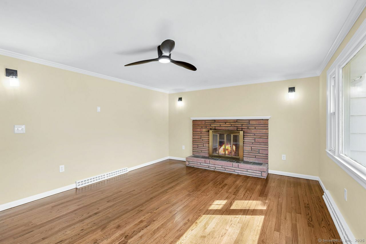 Property Photo:  51 Jennifer Road  CT 06514 