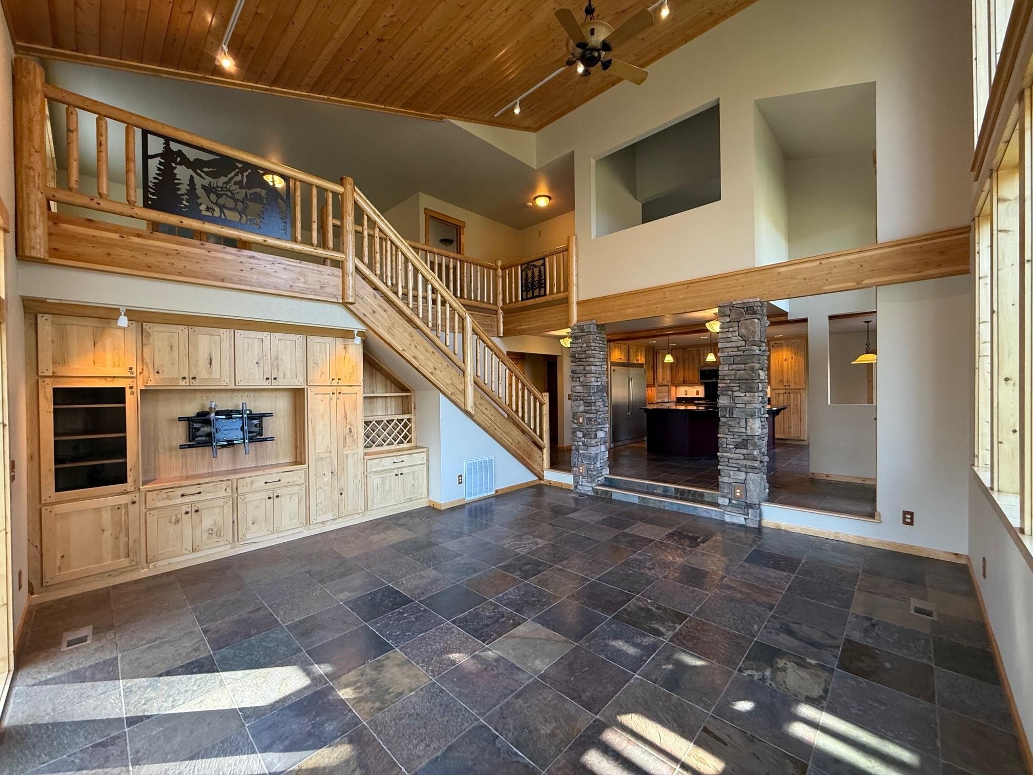 Property Photo: 9624 S Sands Rd WA 99036-0000
