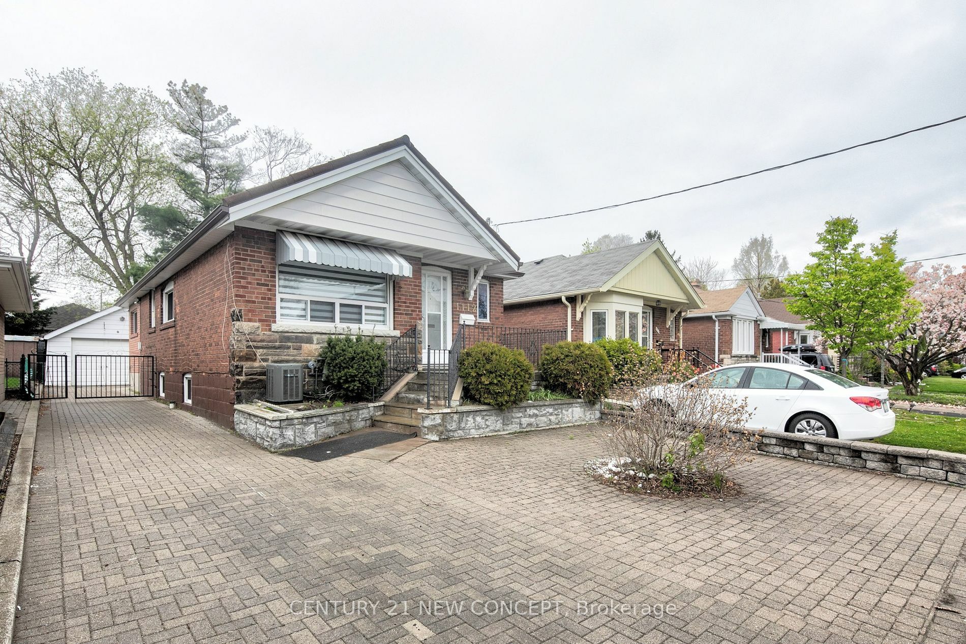 Property Photo:  1112 Greenwood Ave  ON M4J 4E6 