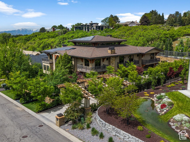 Property Photo:  17 S Crosshill Ln  UT 84092 