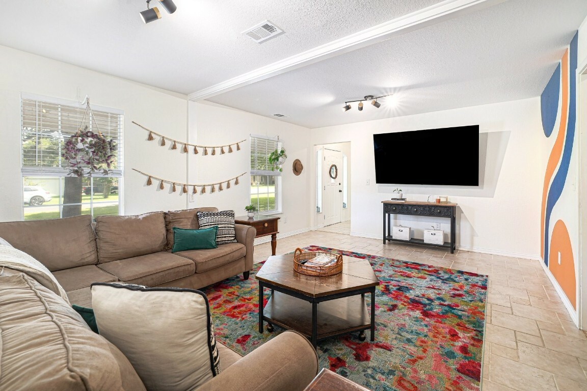 Property Photo: 13446 Onion Creek Drive TX 78652