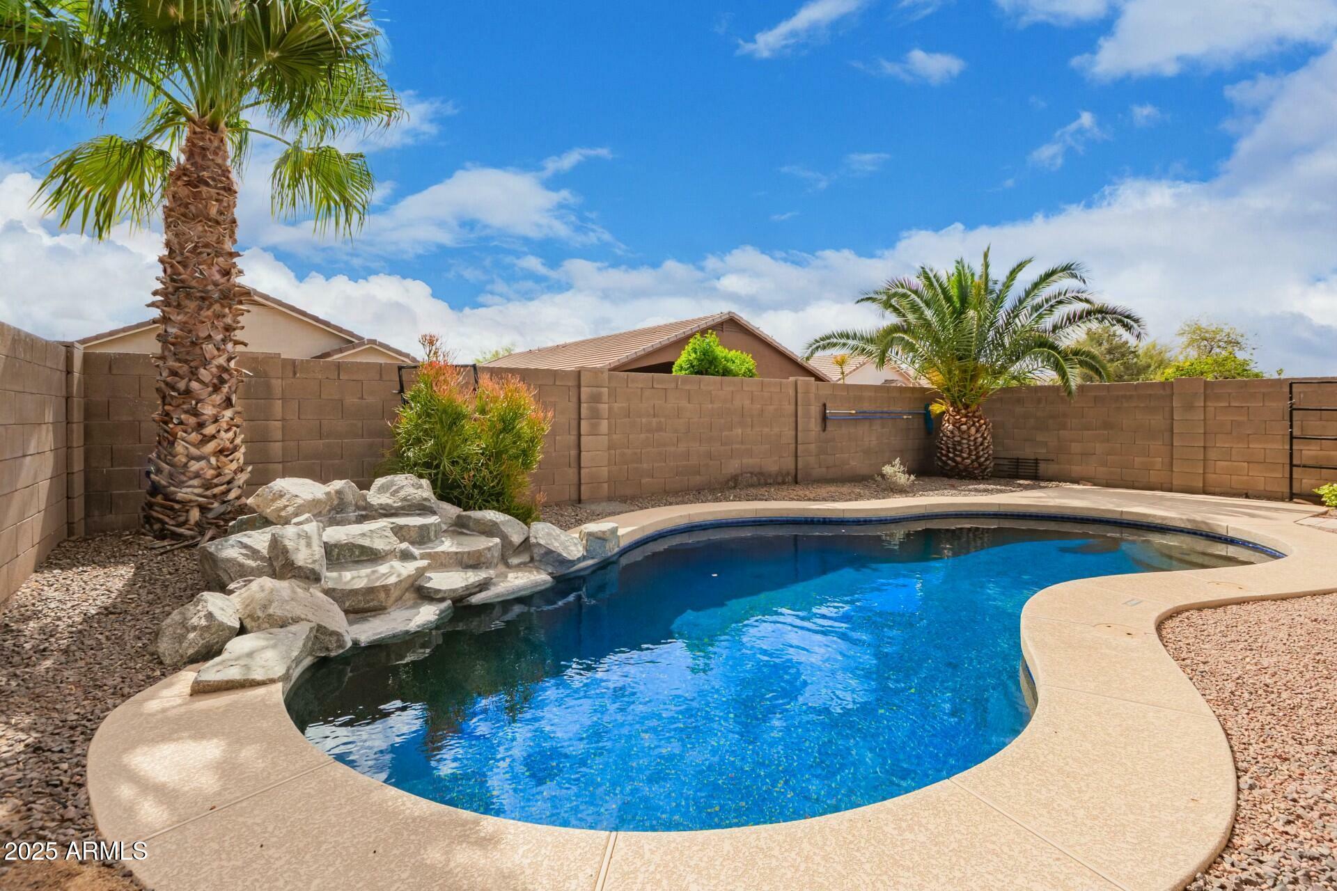 Property Photo:  8867 E Avenida Las Noches --  AZ 85118 