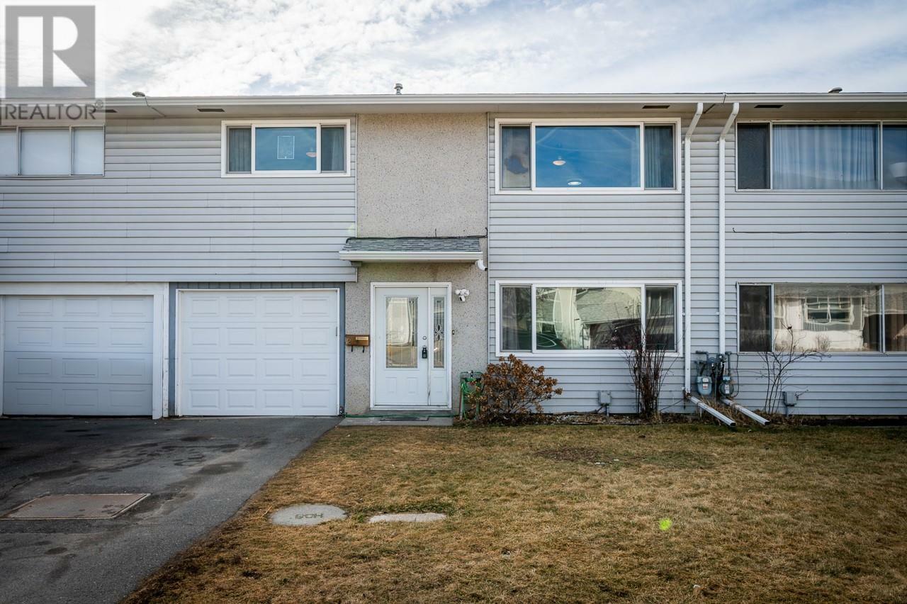 Property Photo:  800 Valhalla Drive 2  BC V2B 1R8 